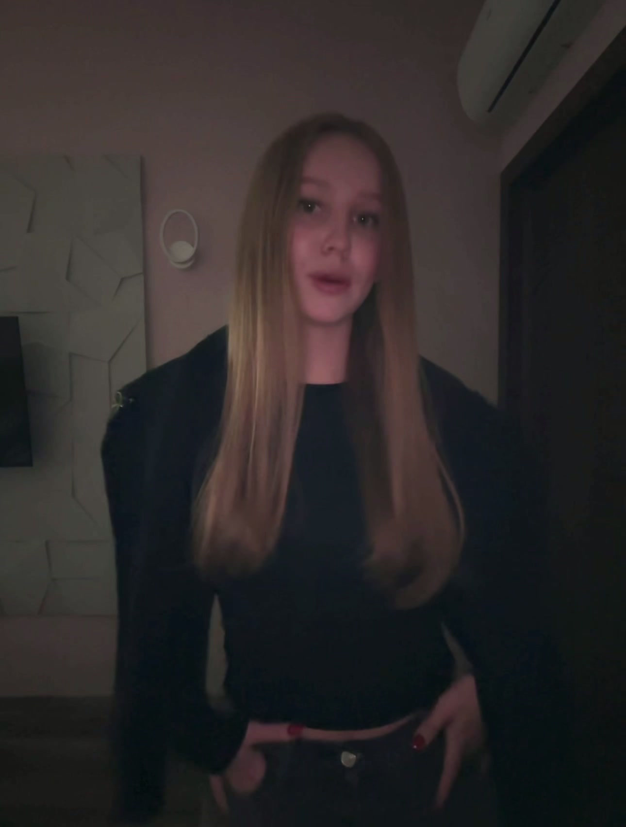 @23_Kira_
