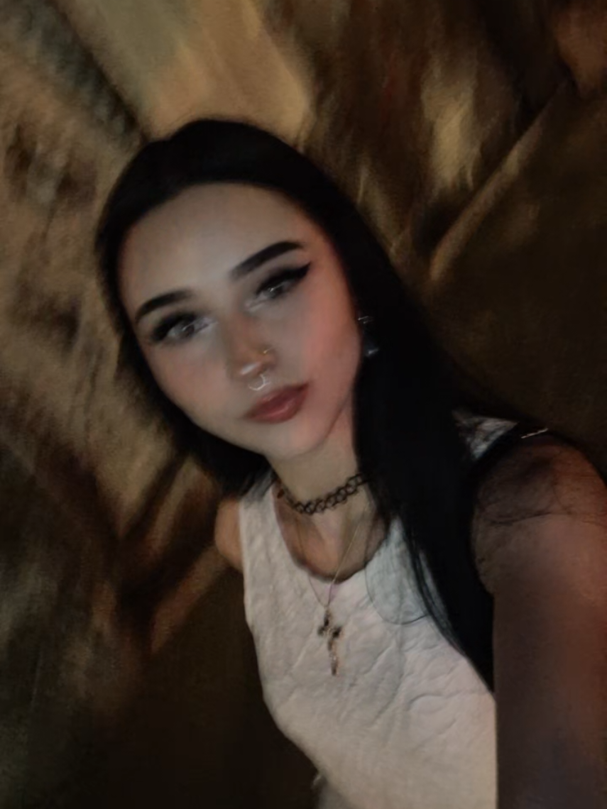 @☽✞𝕷𝖊𝖘𝖑𝒚✞☾