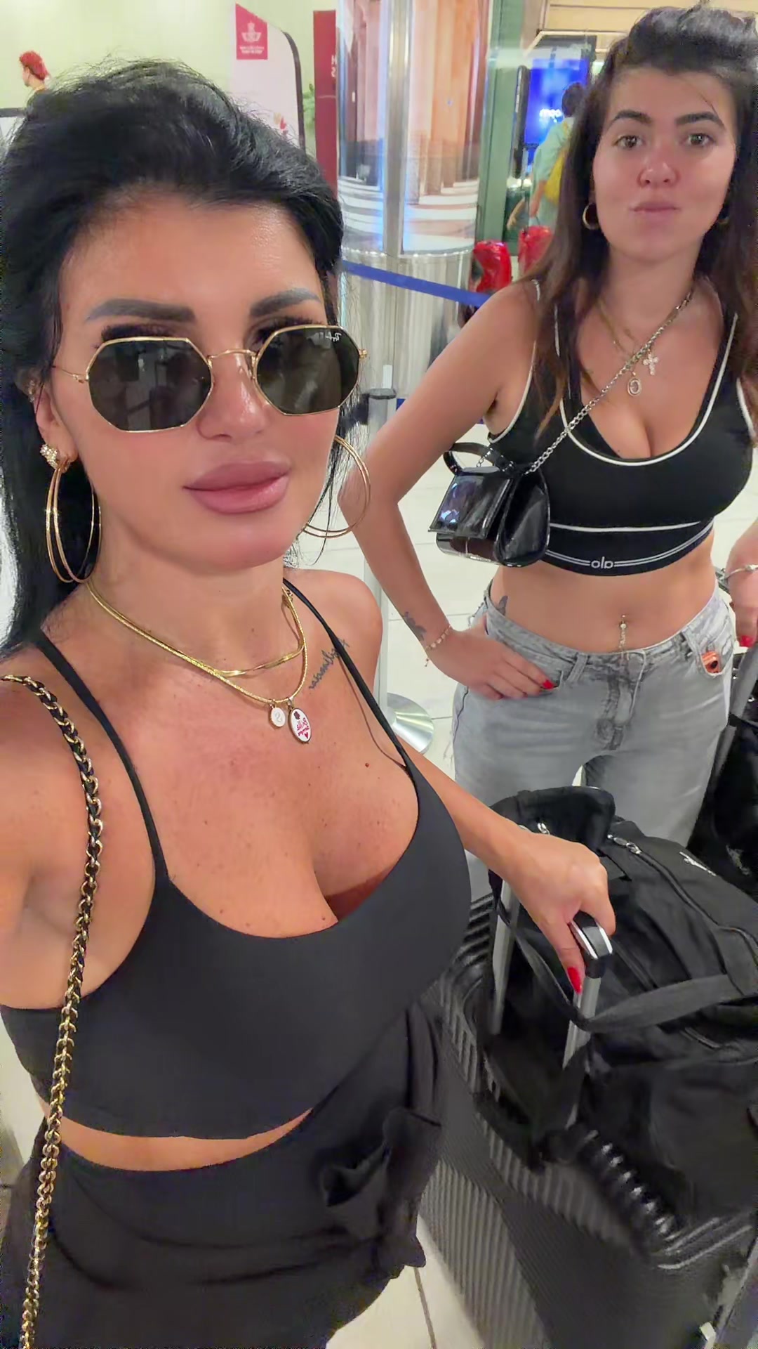 @Simona-Fitgirl