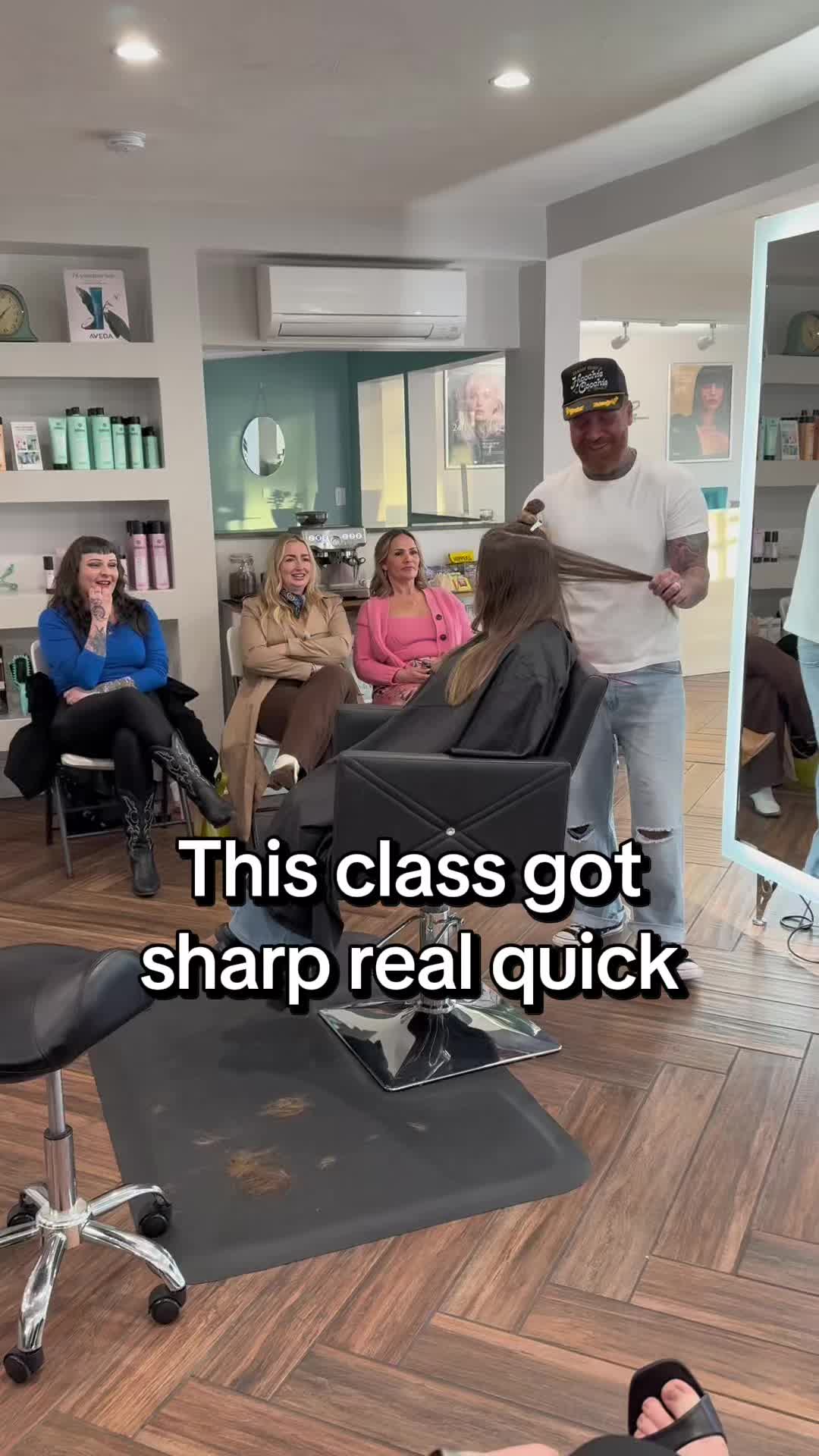 @Salon592