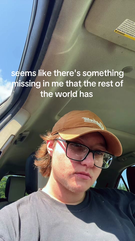 @taylor kay🍉🏳️&zwj;⚧️