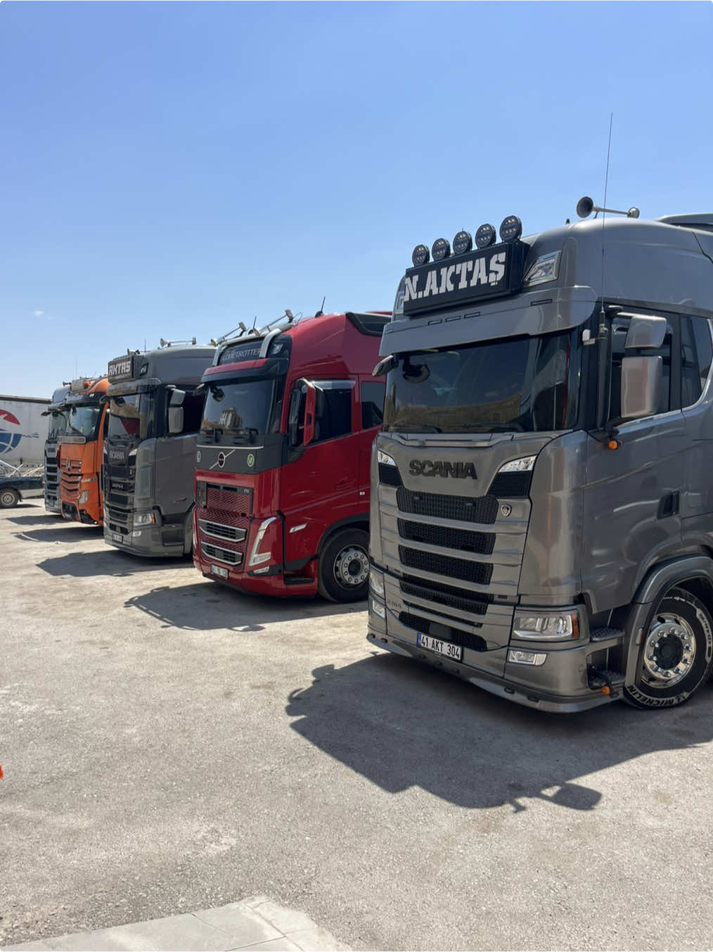 @Aktaş