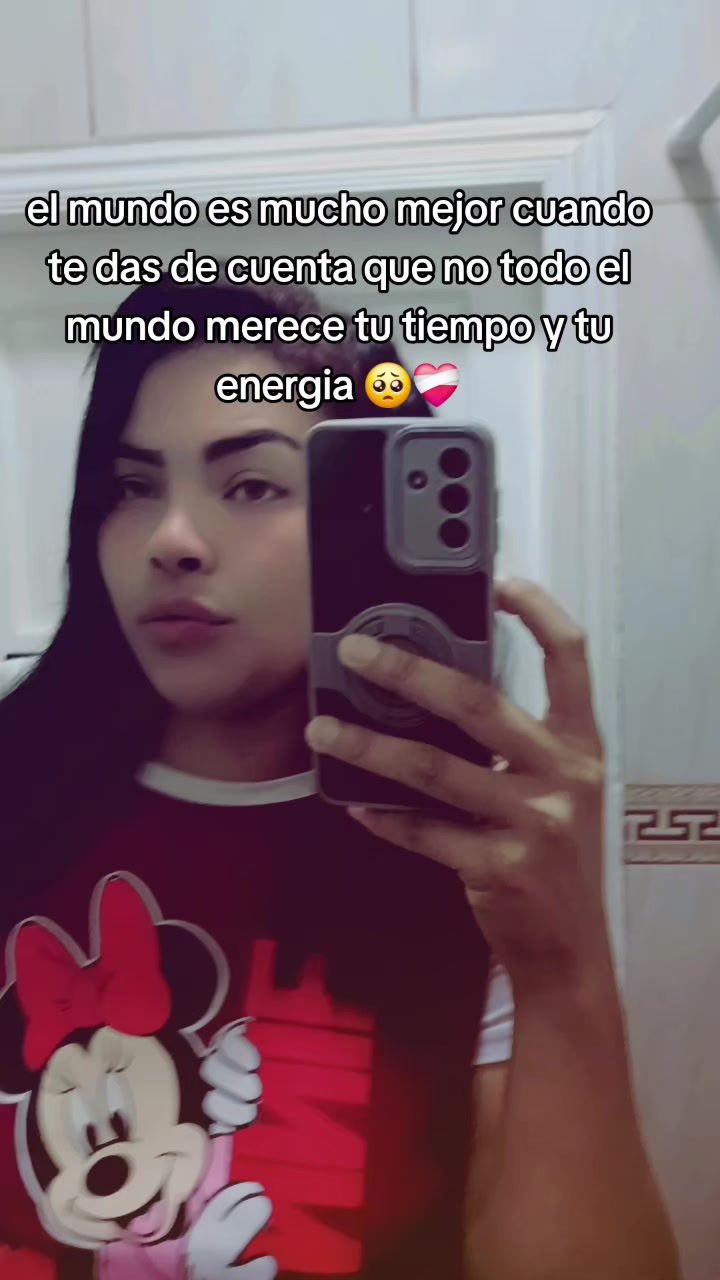 @🌸🍒la niña👸🎀