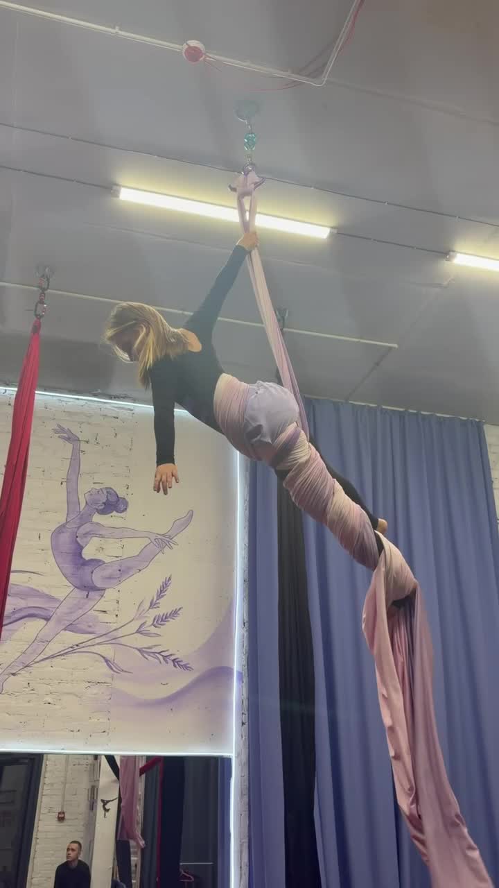 @🧗🏻♀️aerial/anna💫