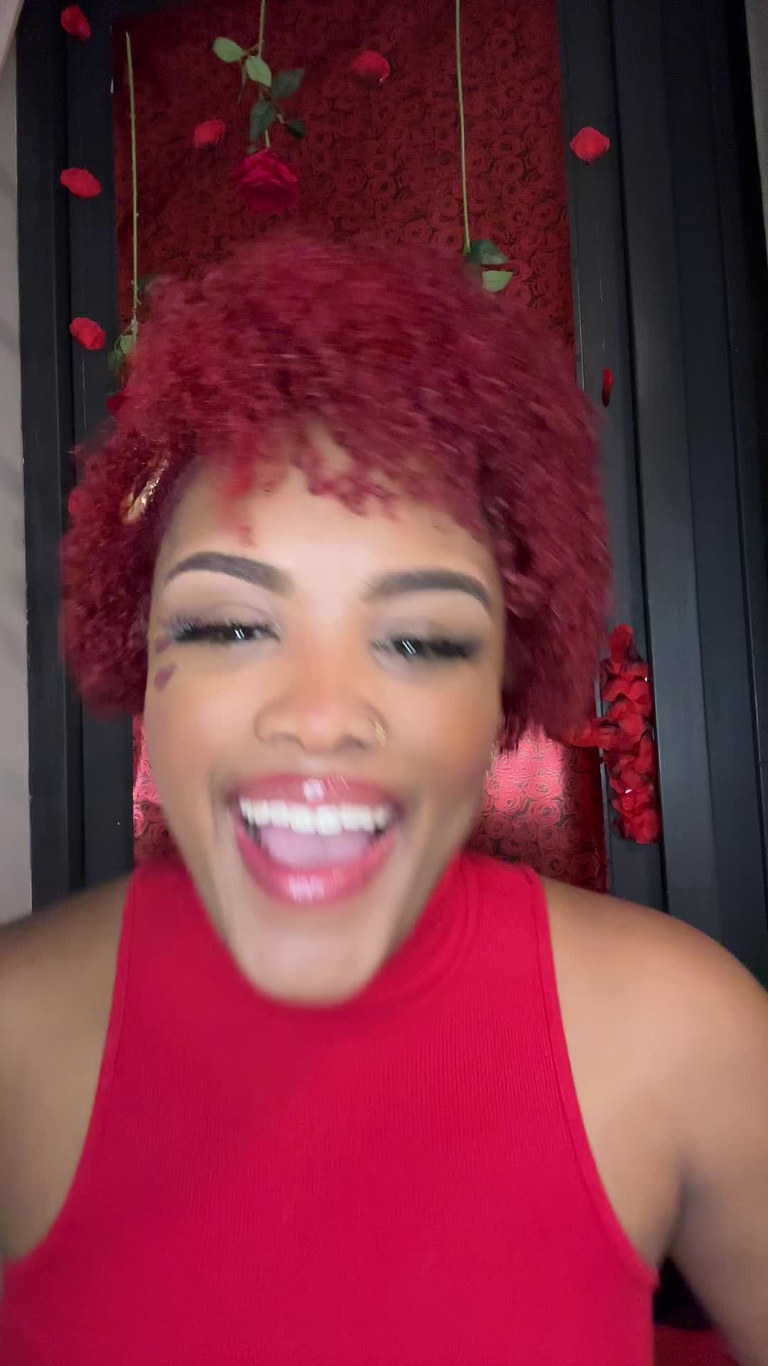 @Supharmy Hooi Isenia 🔐🧿💍🥂