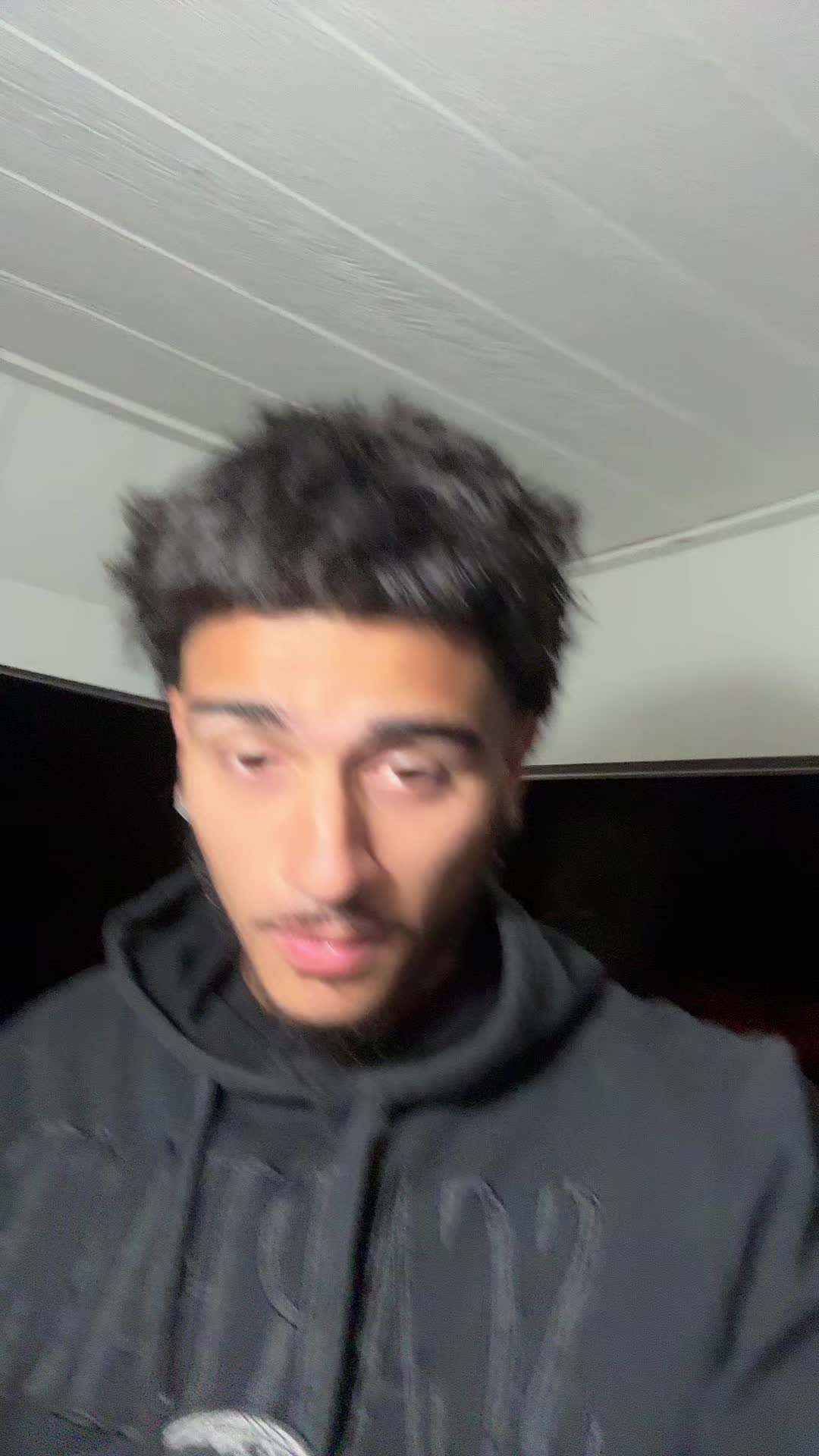 @Lil Izzy🩸