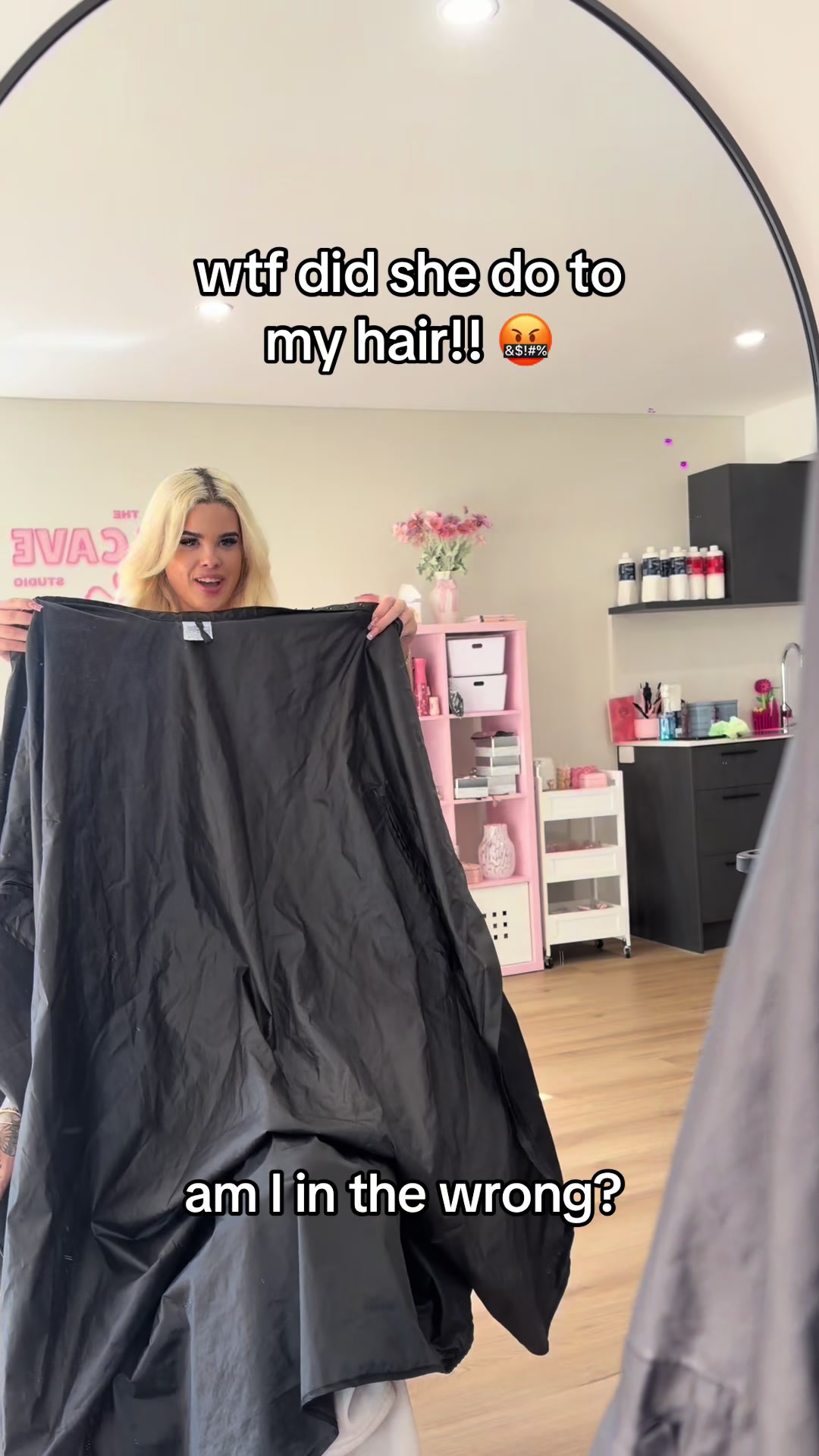 @meeshafloyd