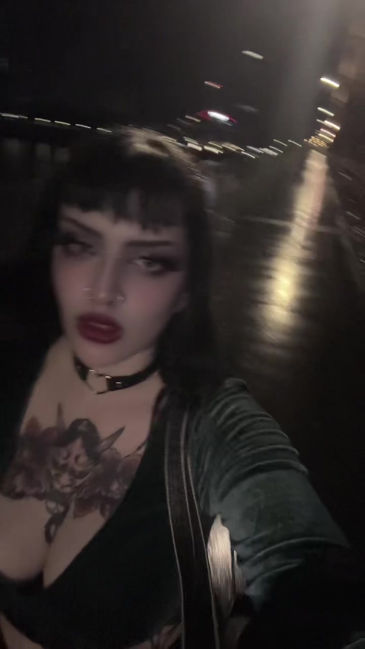 @Juju🖤