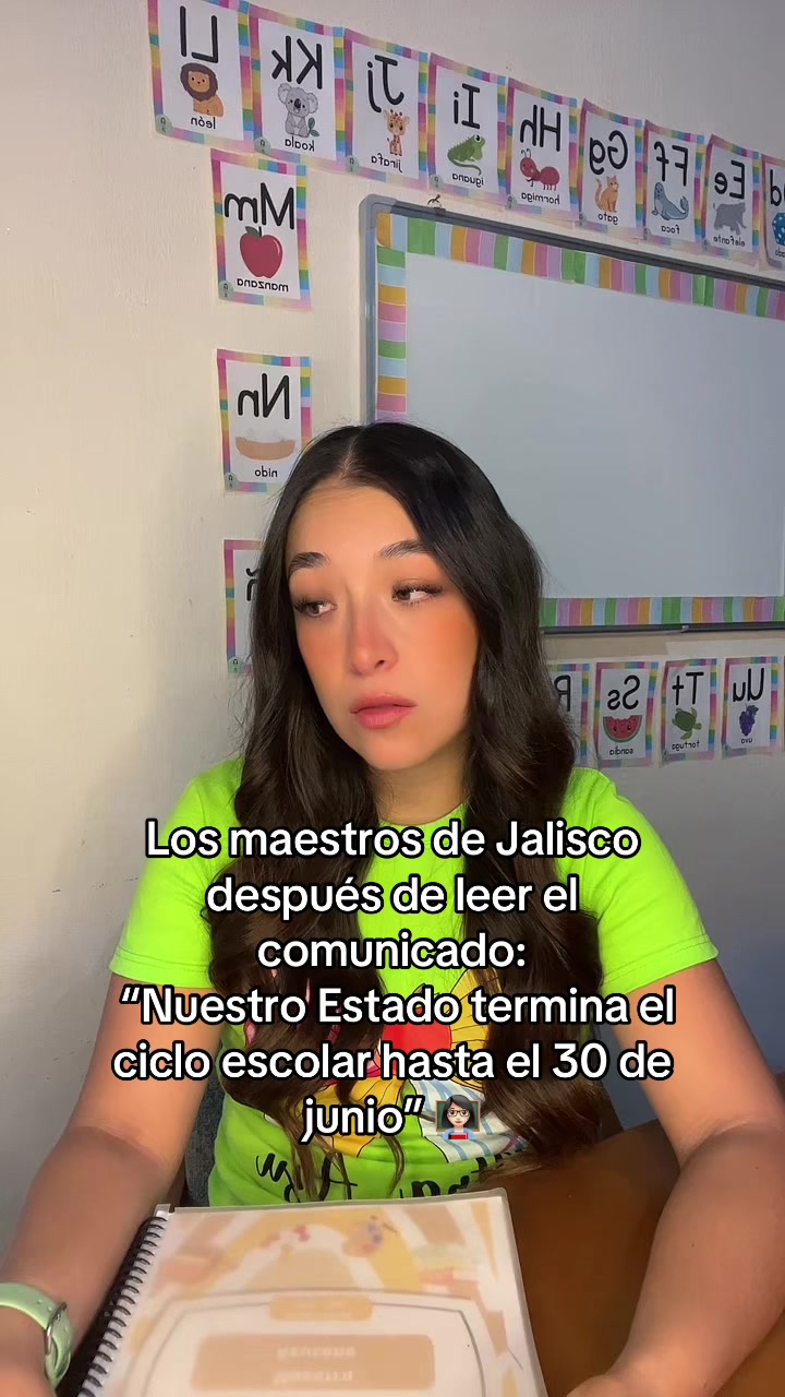 @Maestra Azu 👩🏻🏫🍎
