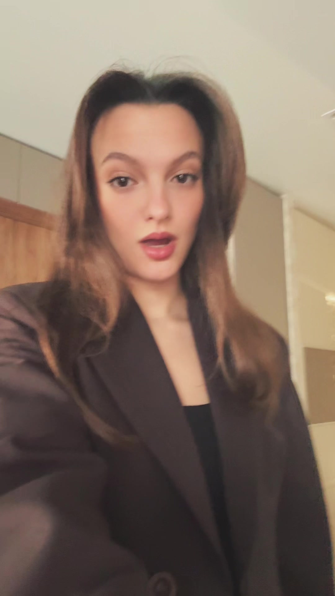 @krhva_