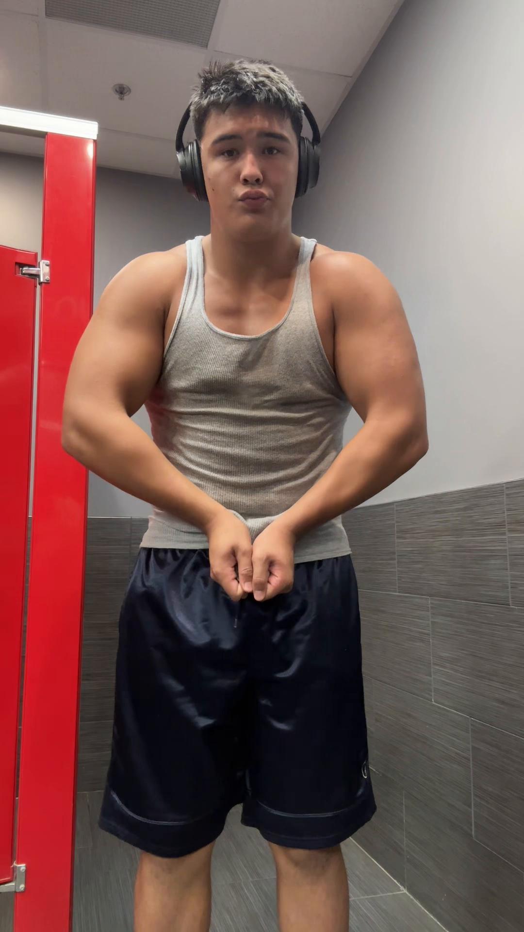 @Adogisoverweight