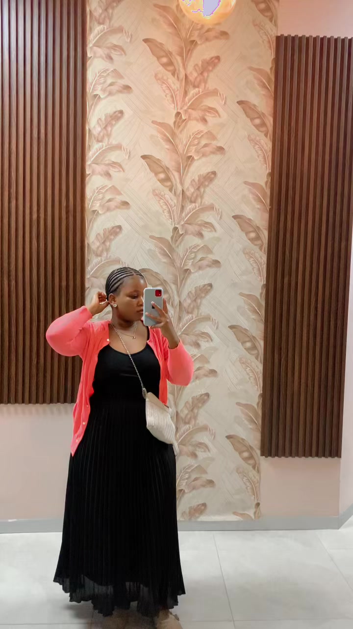 @OkaMenziwa🎀