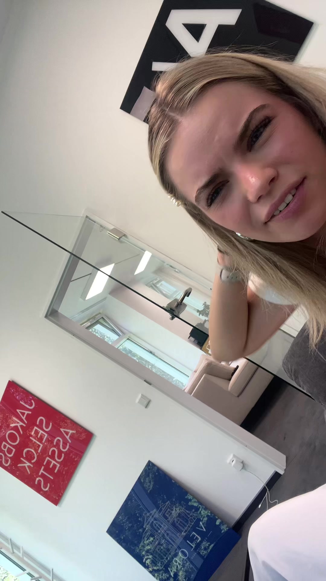 @laura.hadyk