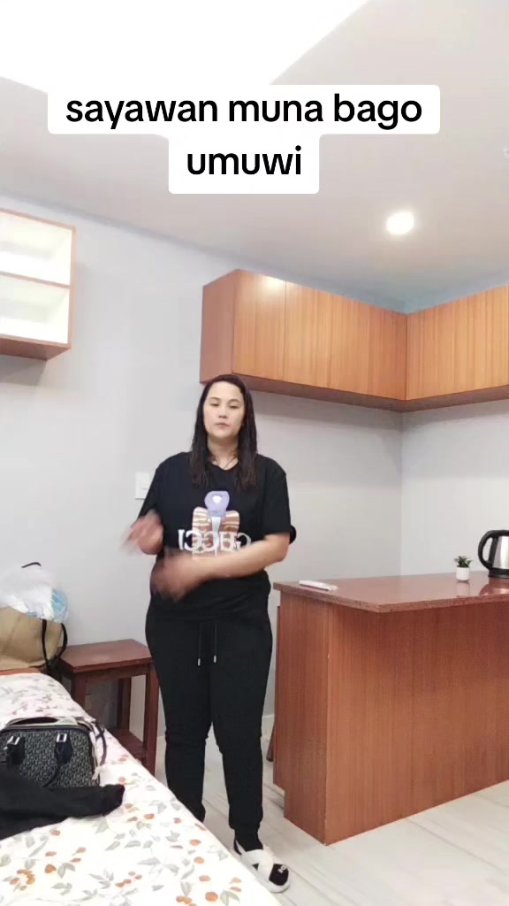@EyaLanz