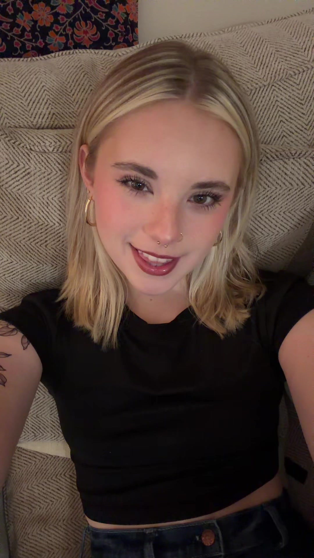@kayelee