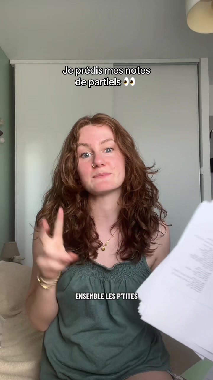 @Léna ☀️📚