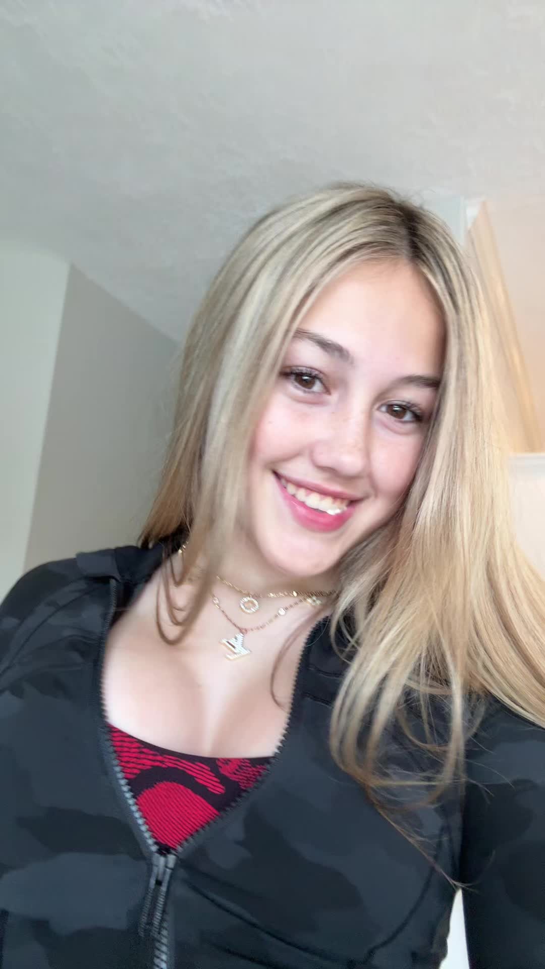 @CK😘