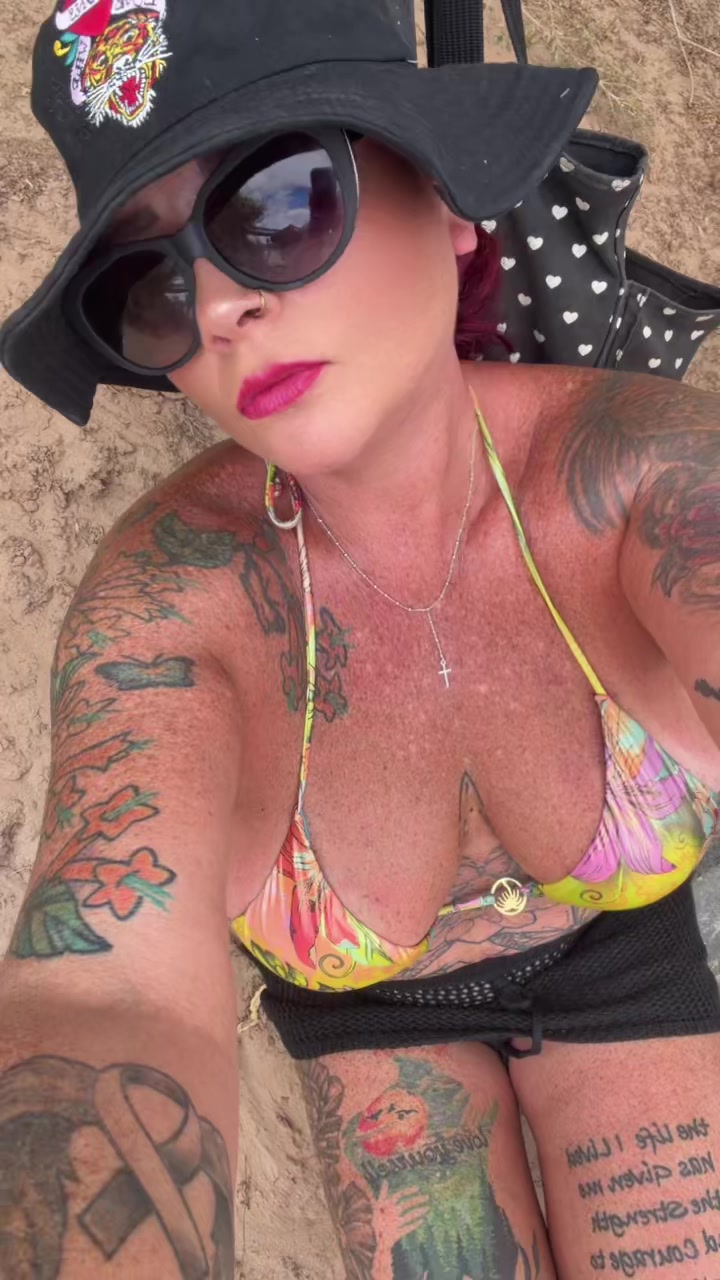 @Miss Honeysuckle