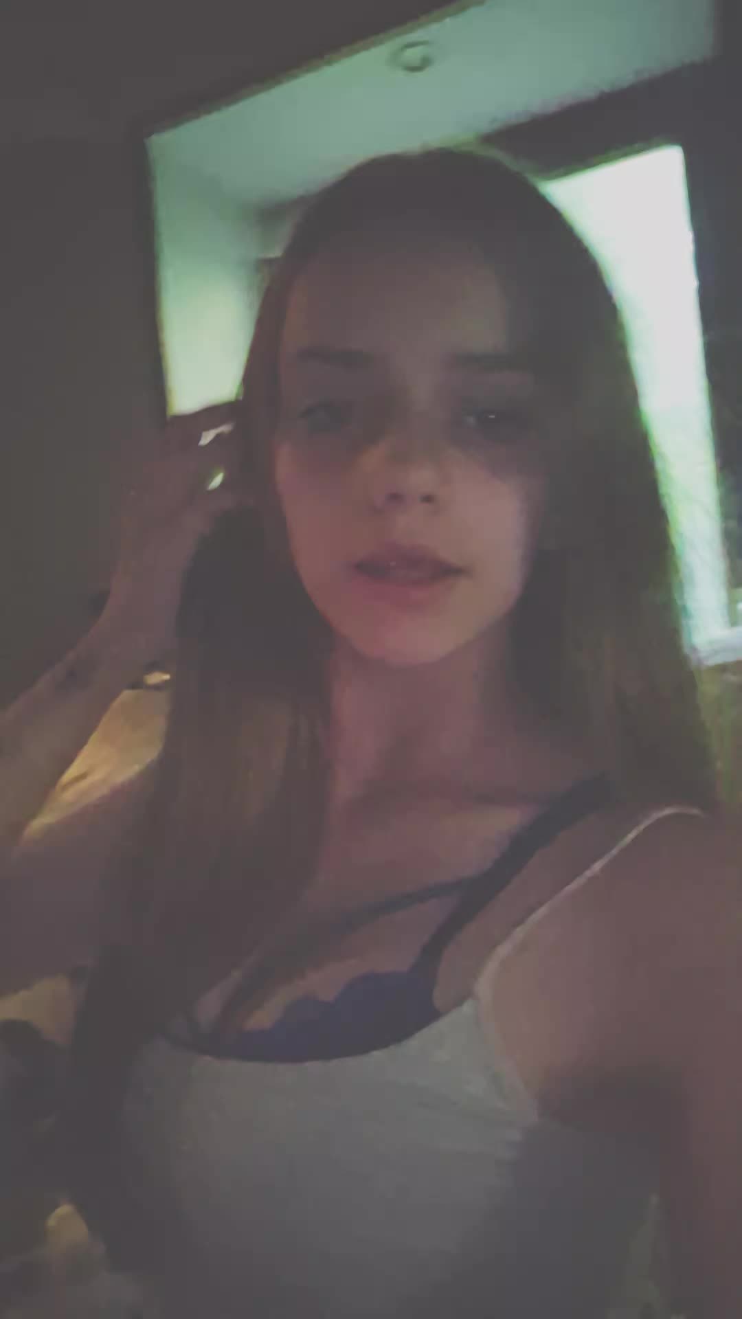 @🪽