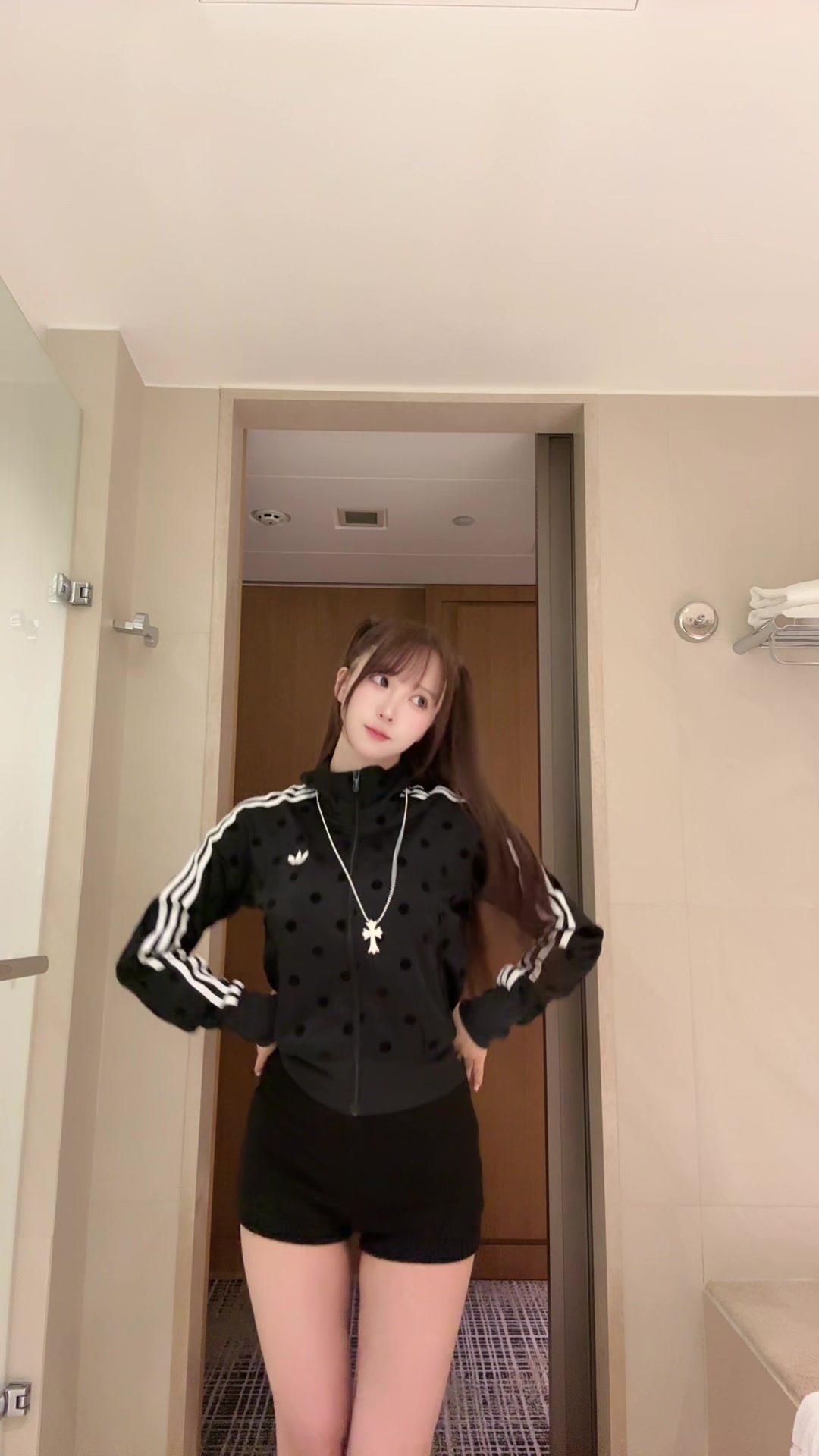 @三上悠亜