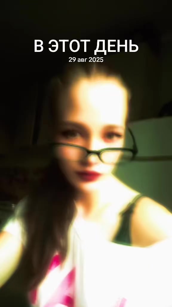 @ElenaDark