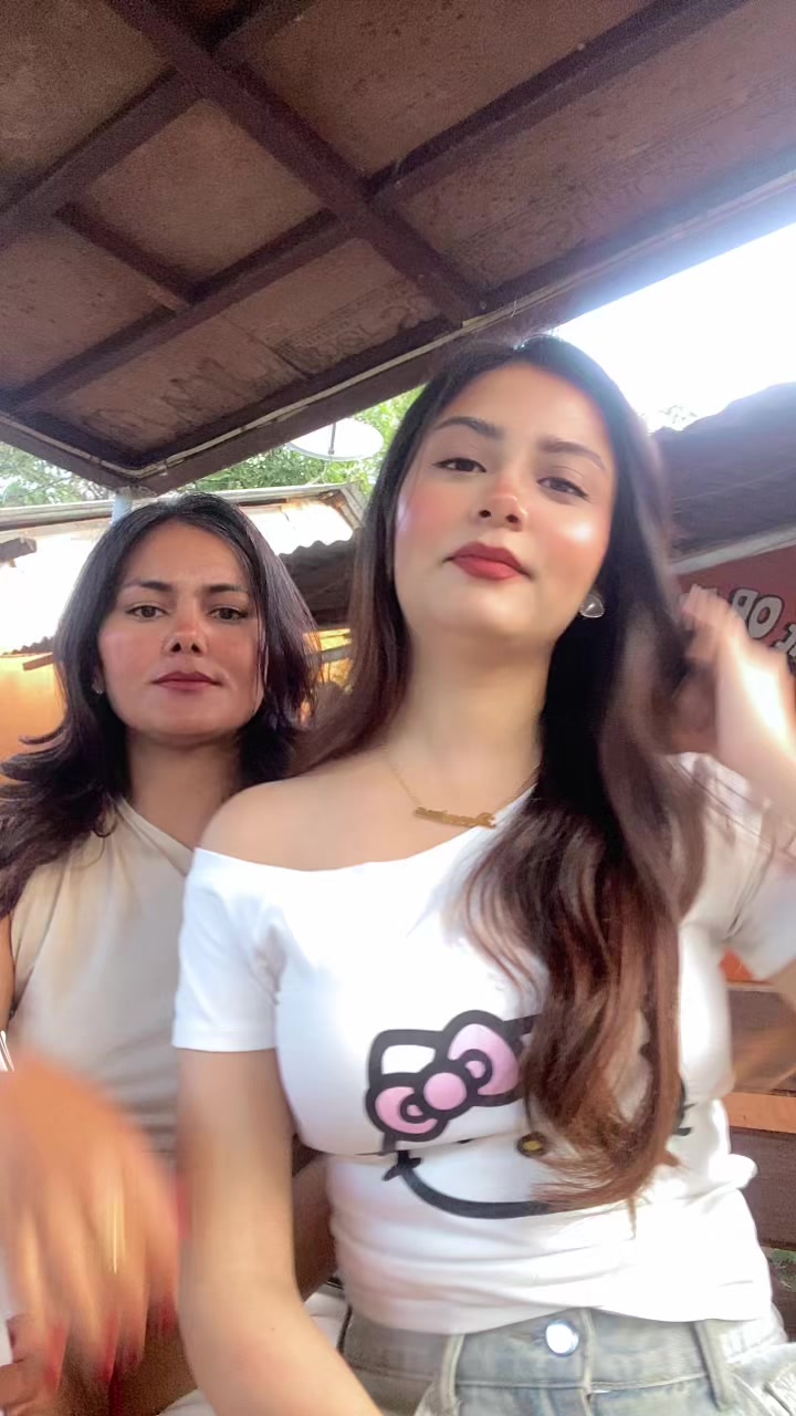 @Muna Kunwar