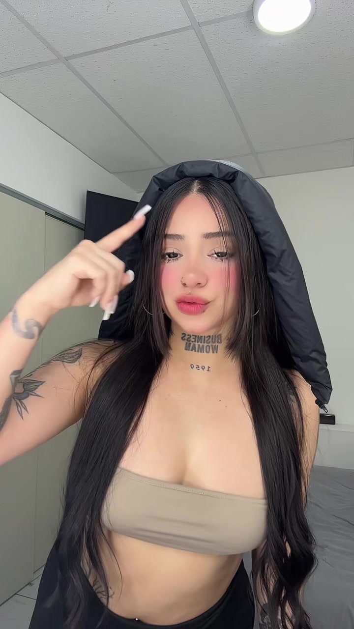 @brihana🕷️