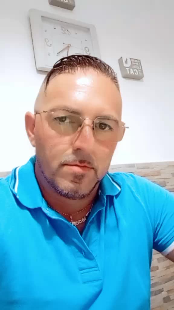 @U Zu fabrizio