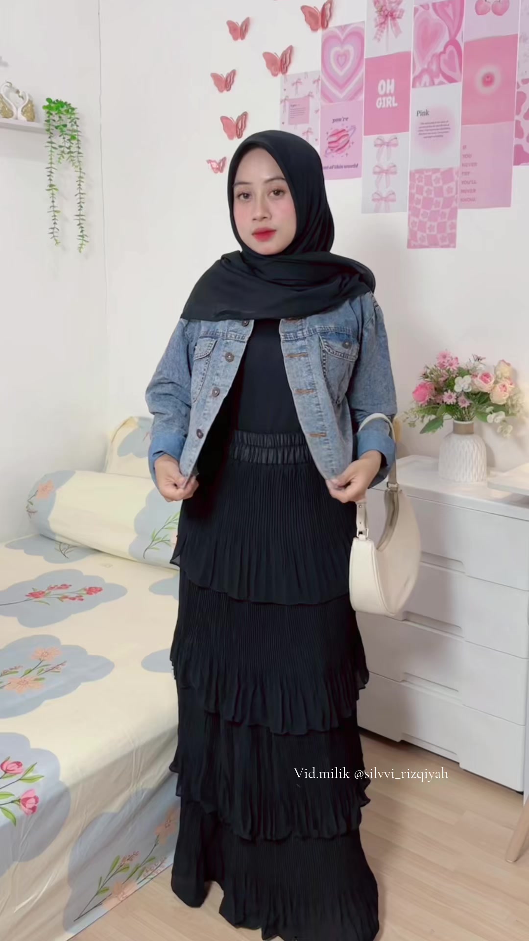 @silvvi_rizqiyah