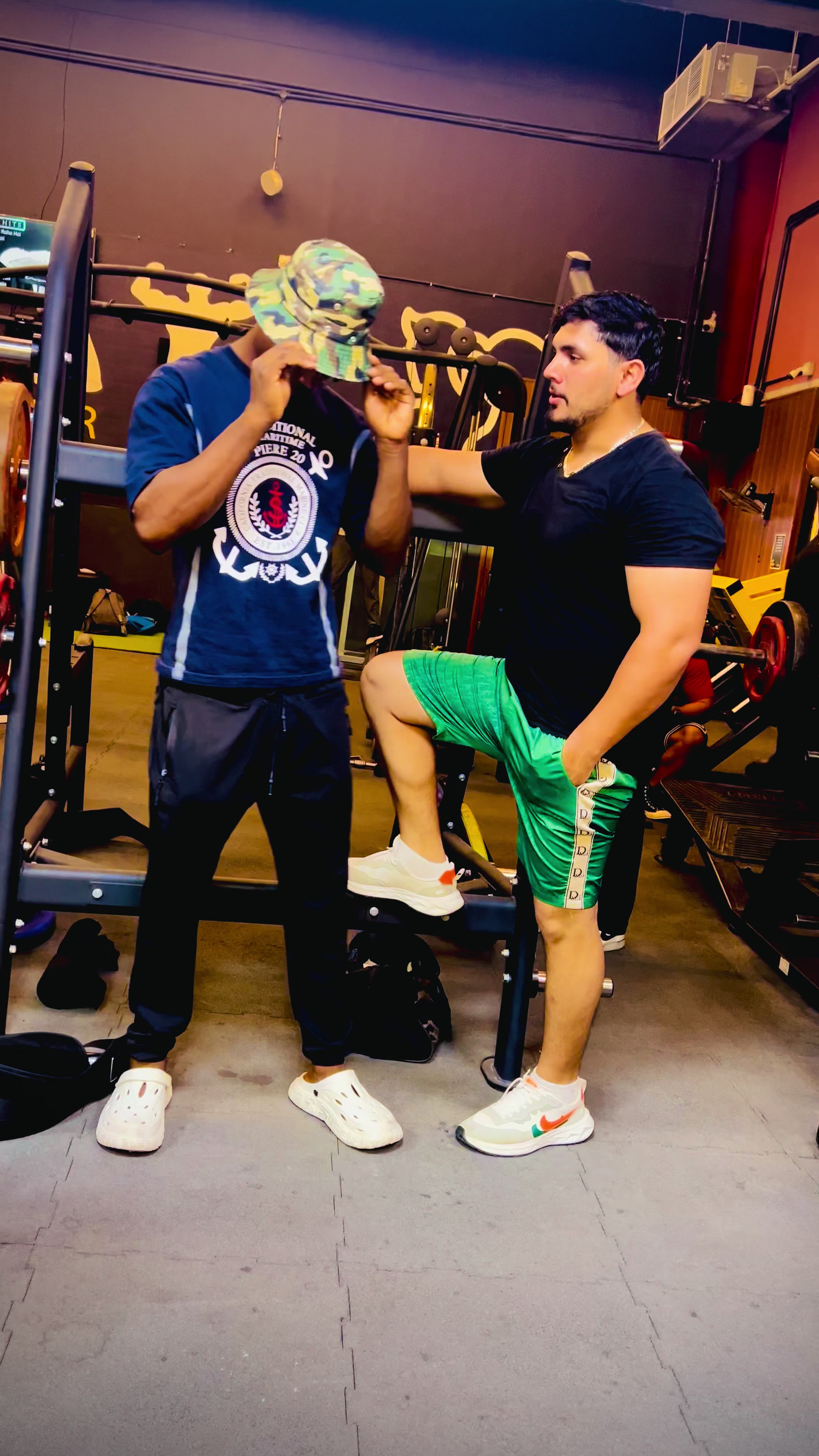 @Asim BuTt 🦍🦍