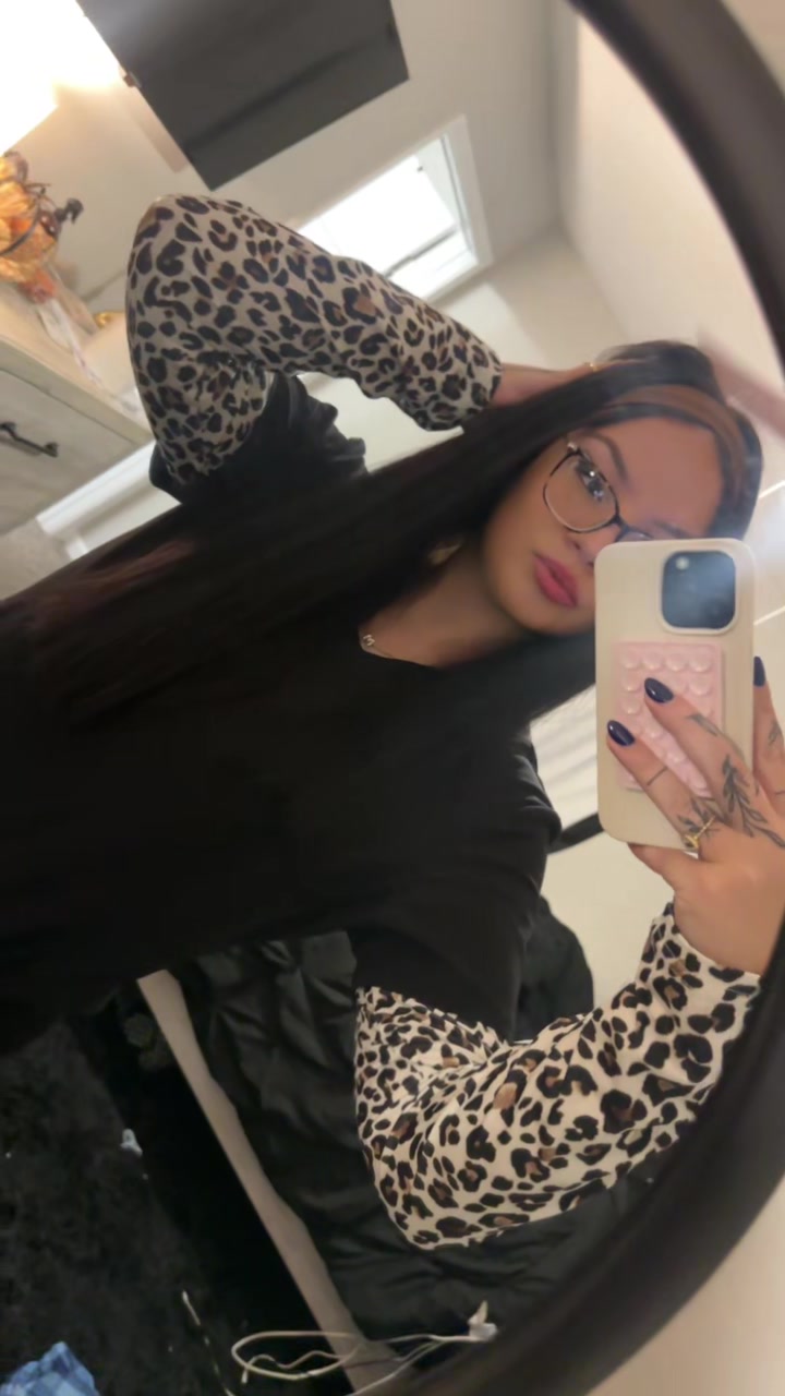 @𝓂𝒶𝒹𝒾 🐆🎱