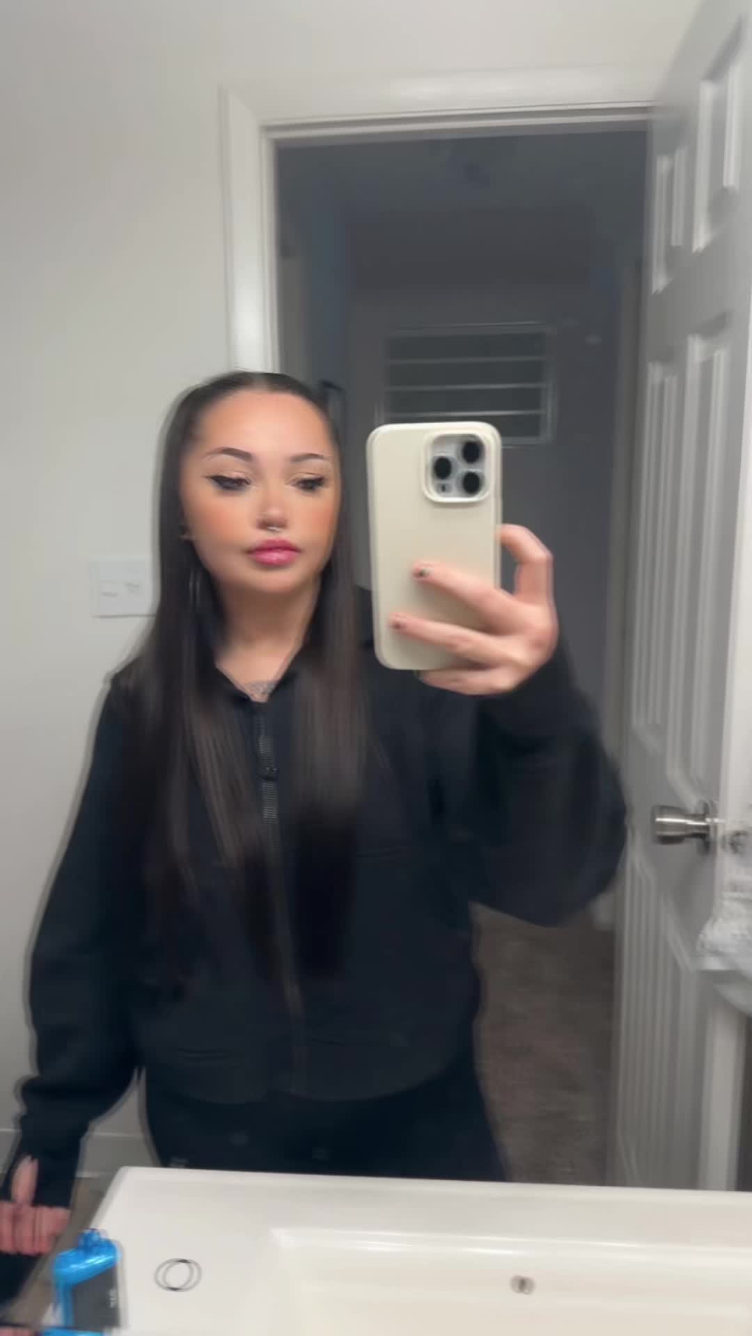 @alaina 🕸️