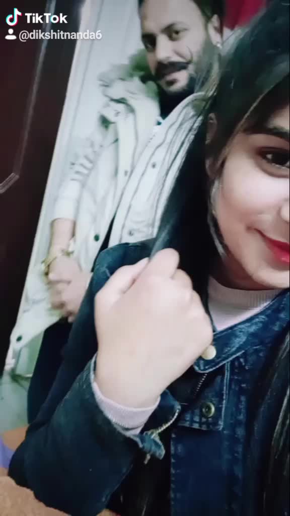 @official_komal