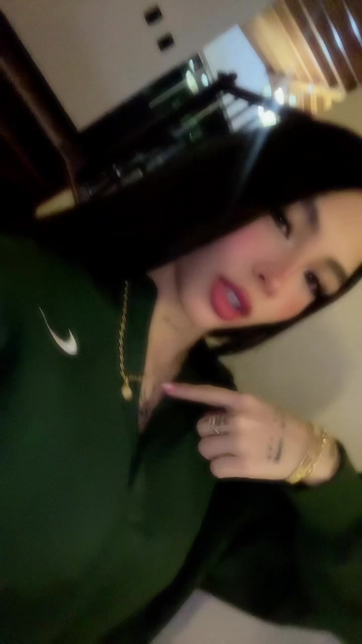 @karenmarrugovs
