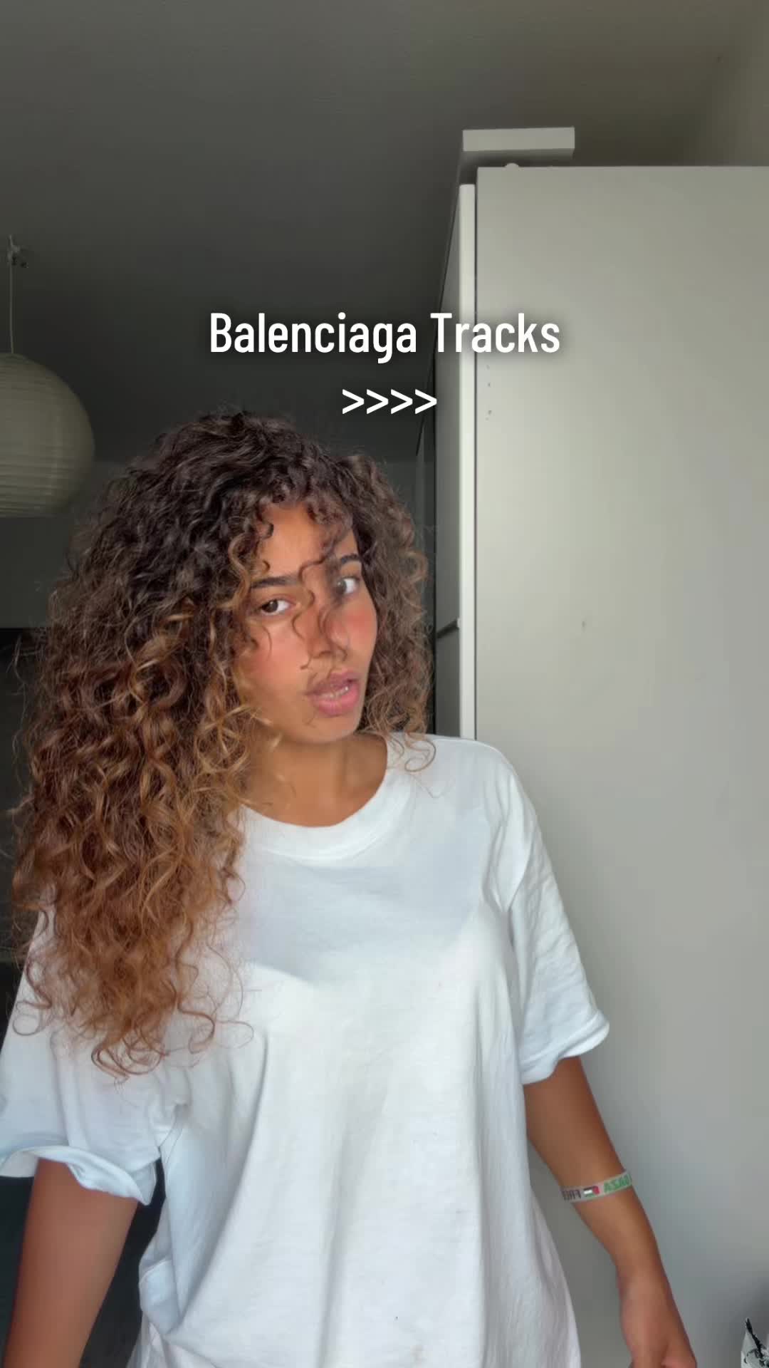 @noùr