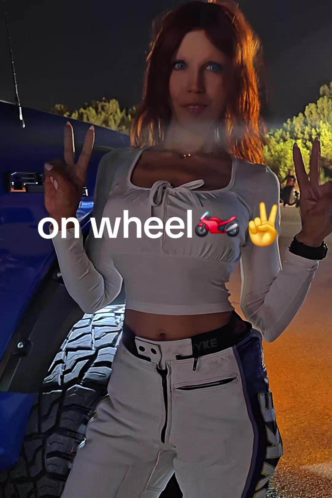 @Elyanora Ezimova