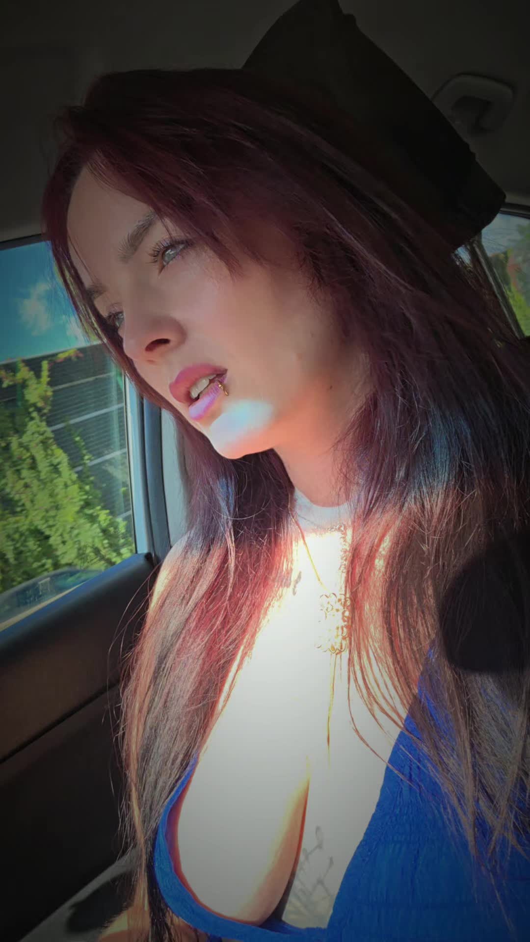 @😊Marianna😇😈 taxi 😅