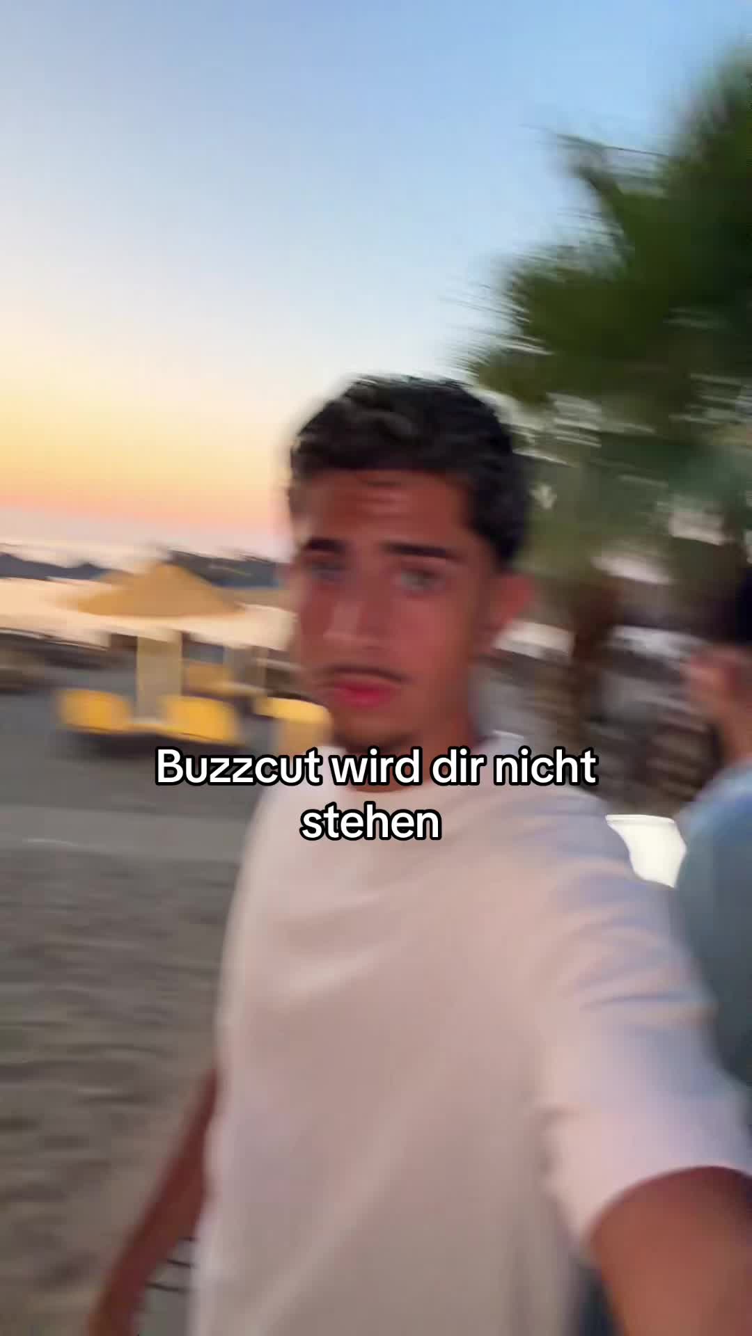 @🥥