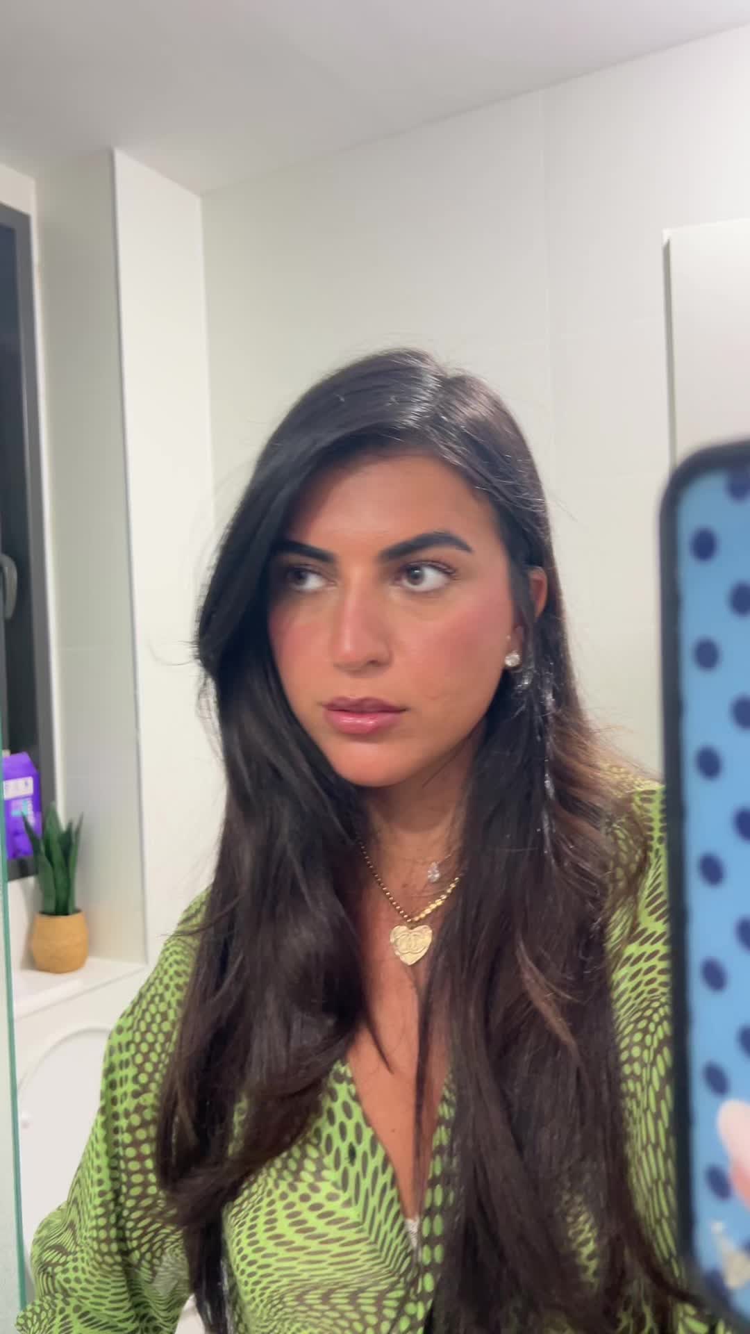 @יובי