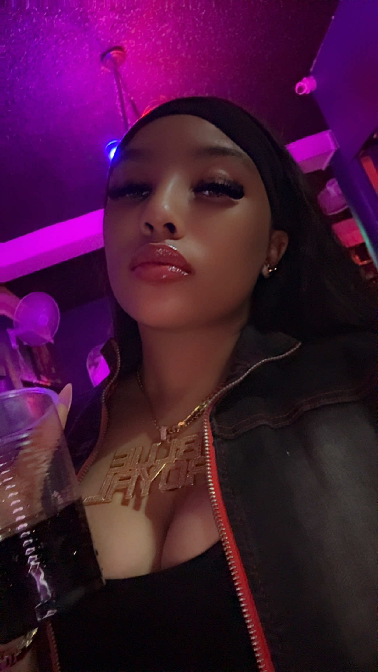 @BlueRoyal