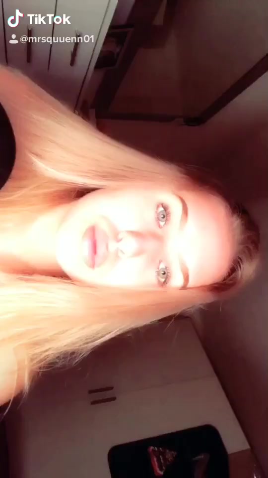@queenofqueens🤩