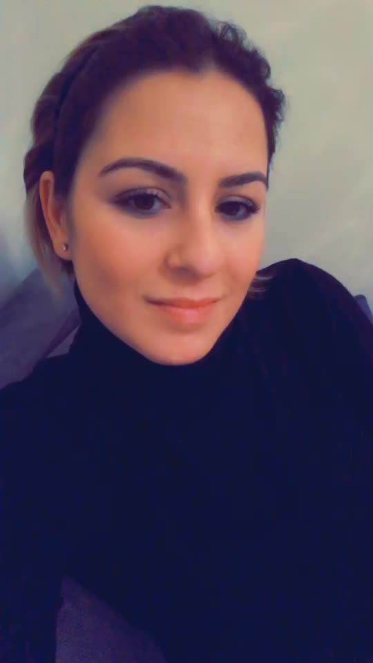 @zeliseliboll