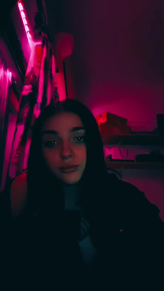 @𝕰𝖑𝖊𝖓𝖆 𝖅𝖆𝖋🕷