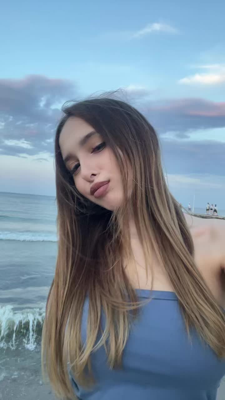 @Valeria