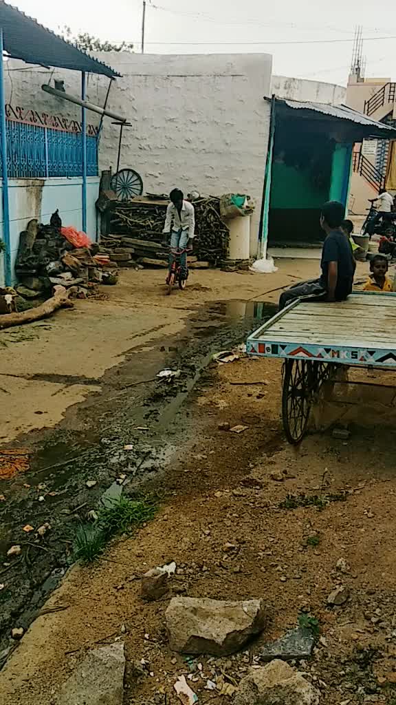 @ಹೆಂಗ,ಬರತಿ,ಹಂಗ,ಬಾ,ಲೇ