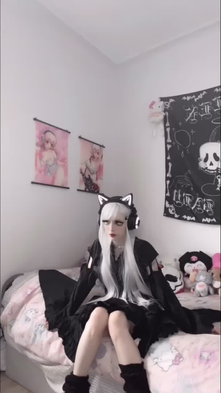@evie