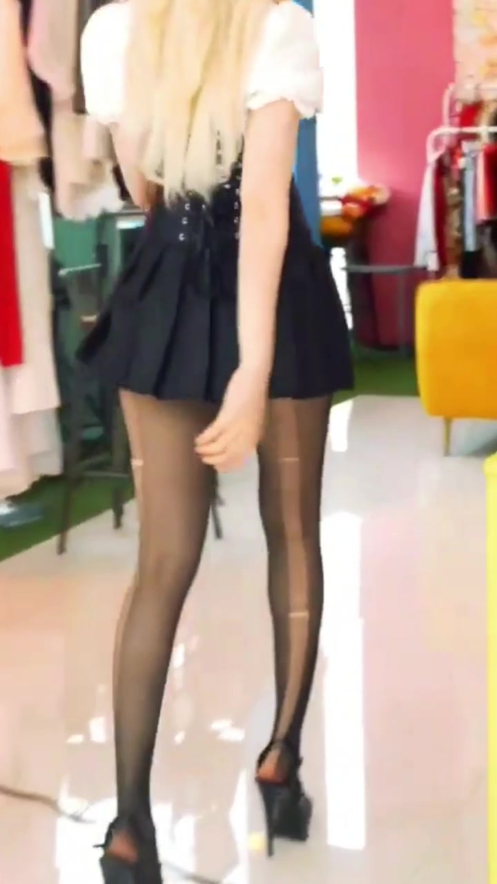 @Girls.like.nylon