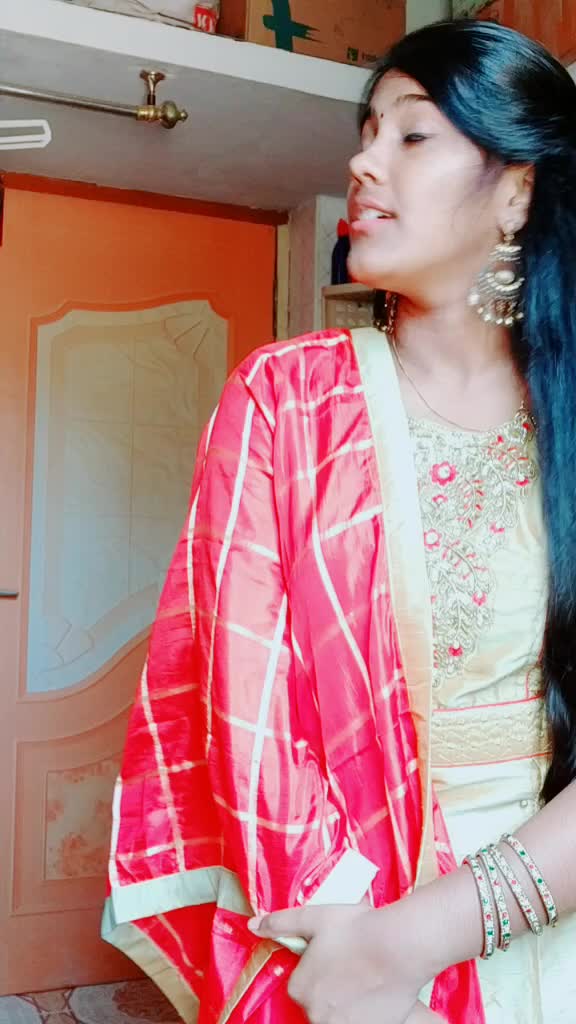 @Abinaya Murugan❤