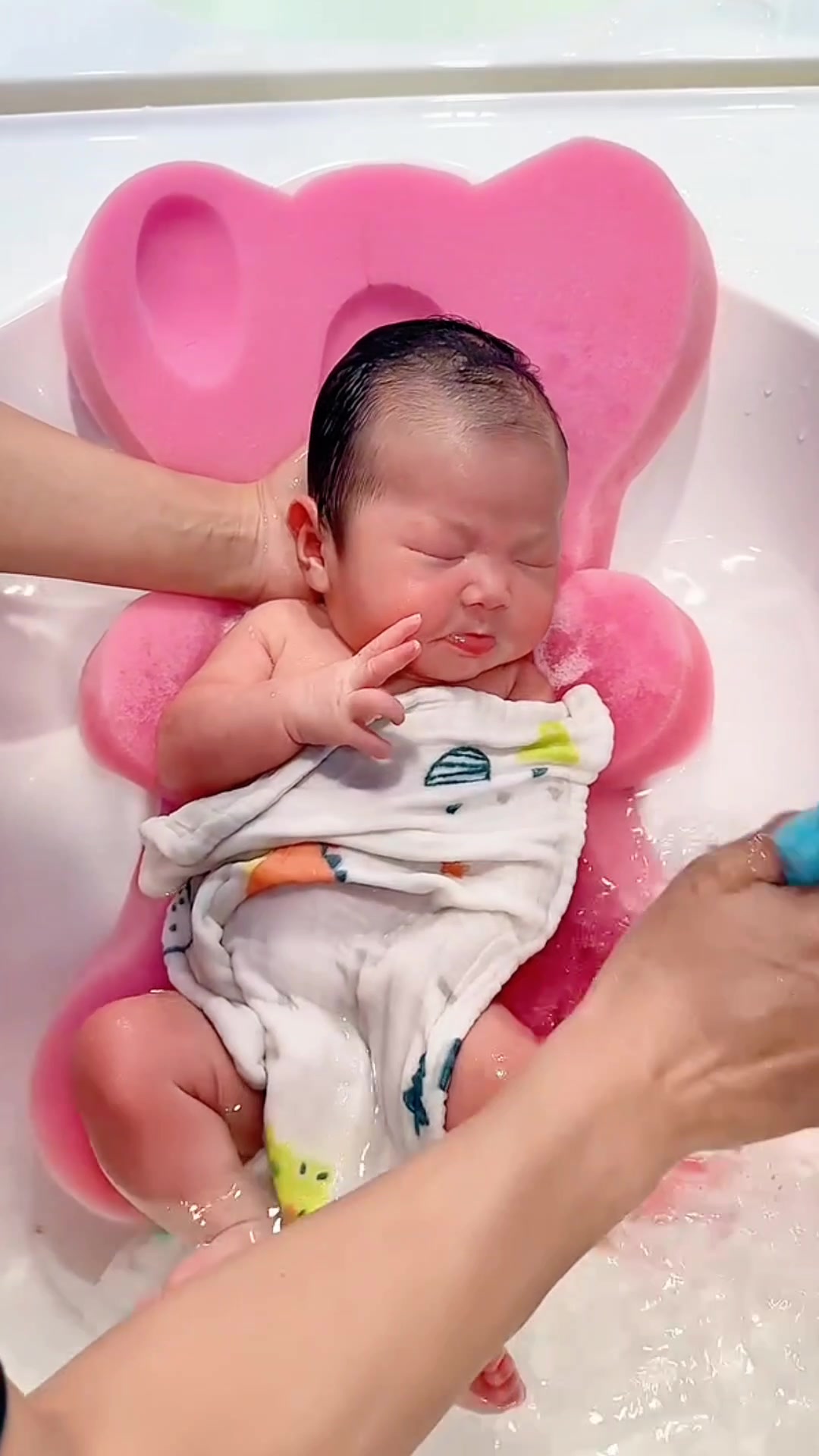 @baby explorer