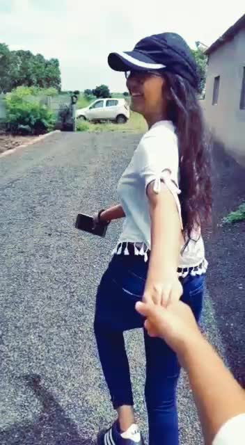 @priyanshi_kathiria
